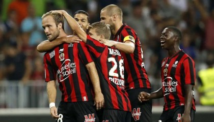  里尔门将神勇扑救助球队零封布雷斯特  