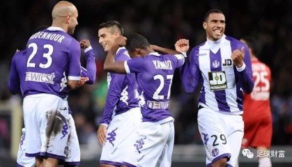  佛罗伦萨主场遭遇争议判罚不敌中下游球队