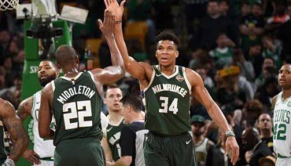  热火总决赛重演 1分之差复仇雄鹿登顶东部